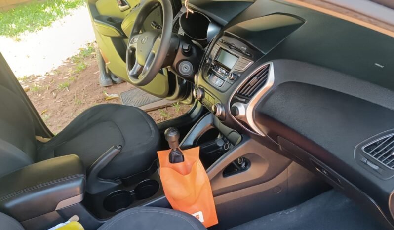 Hyundai Tucson 2011 lleno