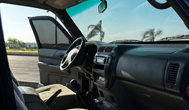 Nissan Patrol y61 lleno