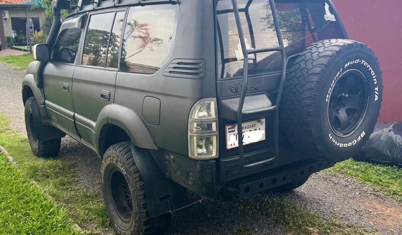 Toyota Land Cruiser Prado lleno